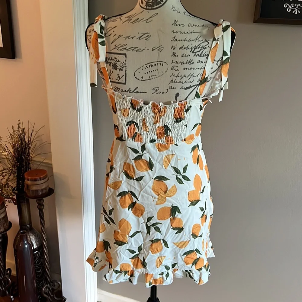 NWOT Lemon Print Mini Dress by Cider, medium - Picture 4 of 7
